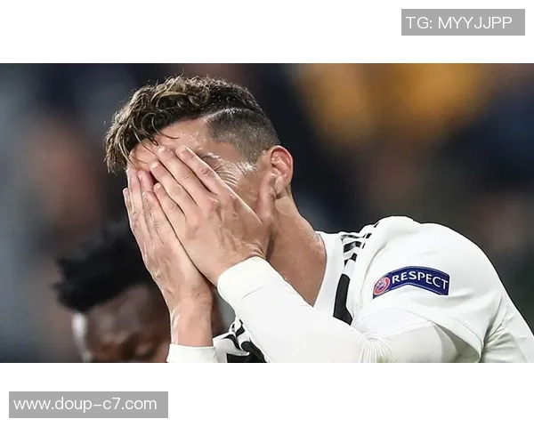 樊振东欧冠首胜喜庆仿照C罗庆祝，粉色球衣与霸气动作萌态十足